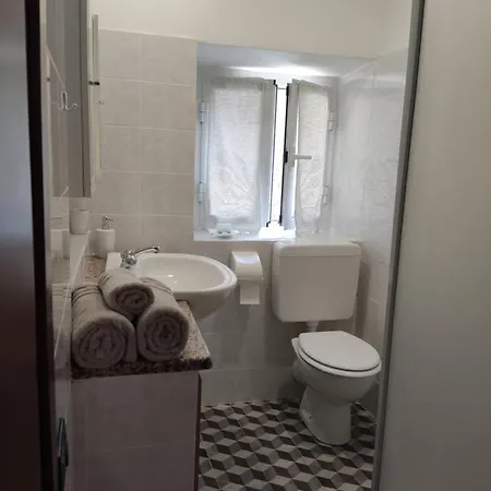 Bed & Breakfast La Fortezza Di - *