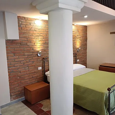 La Fortezza Di - Bed & Breakfast *