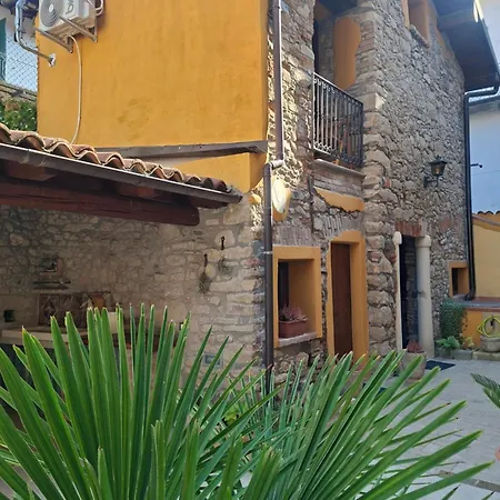 La Fortezza Di - Bed and breakfast