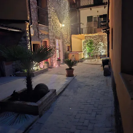 Couette-café La Fortezza Di - 4*