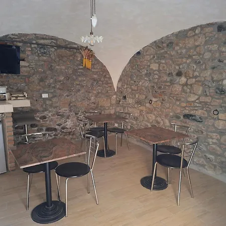 La Fortezza Di - Bed and breakfast
